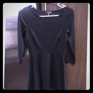 Black, longsleeve dress!